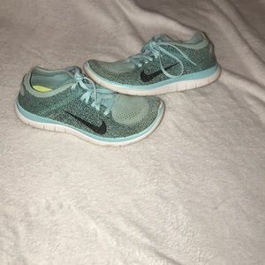 Nike Free 4.0 Flyknit Running Shoes